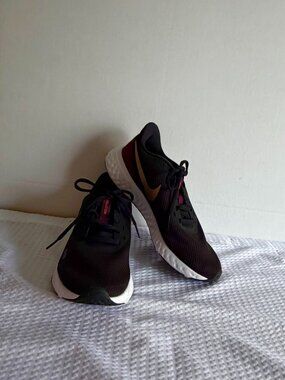 Nike ‘Revolution 5’ Women’s Running Sneakers